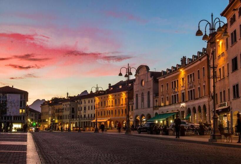 Отель Europa Belluno