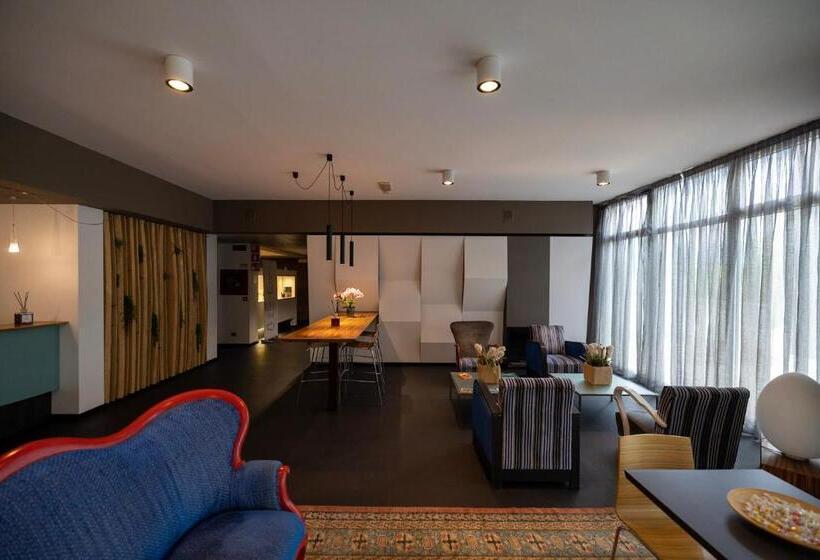 Отель Europa Belluno