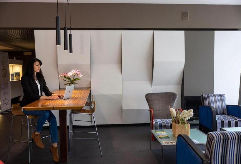 Отель Europa Belluno