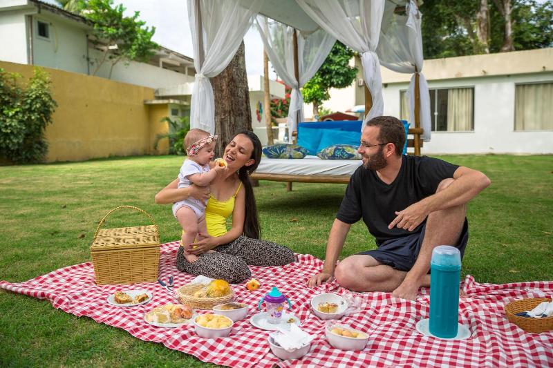 Отель Floral Inn Family