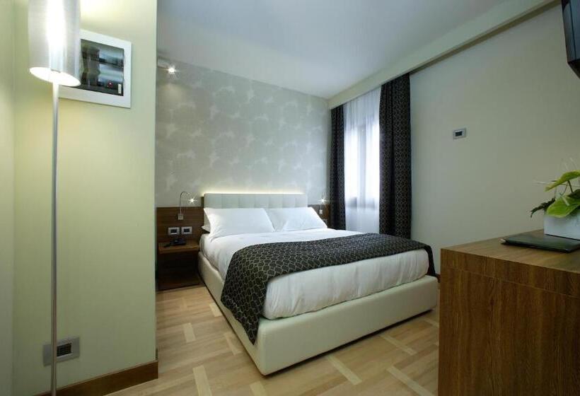 فندق Forte Del 48