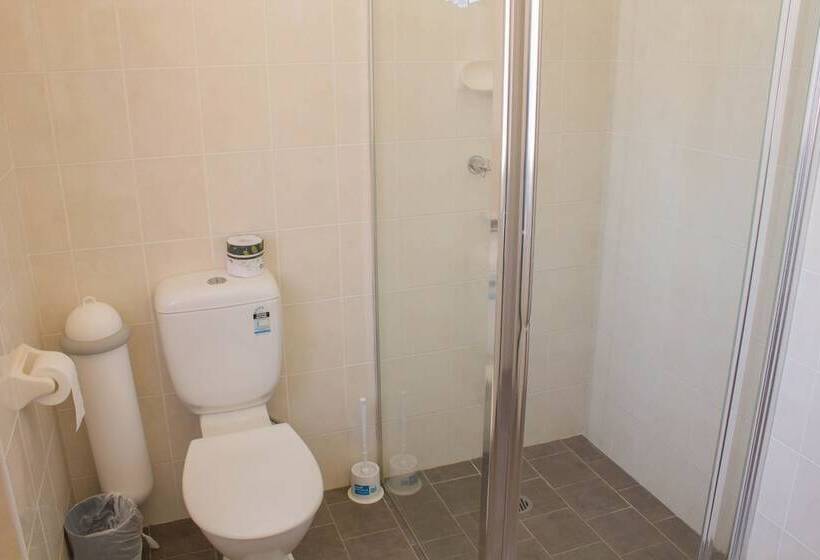 בית מלון כפרי Gardners Inn