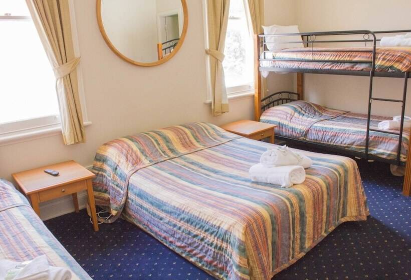 בית מלון כפרי Gardners Inn