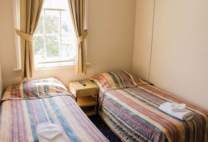 בית מלון כפרי Gardners Inn