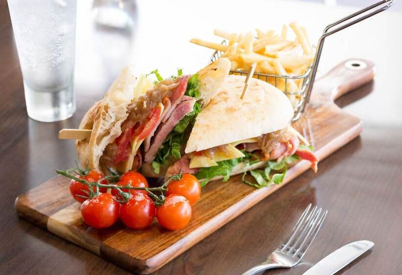 The Smith Hotel Darwin