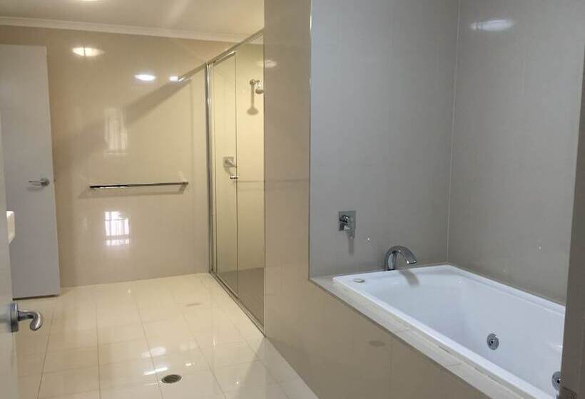 The Smith Hotel Darwin