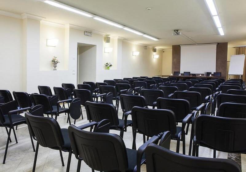 酒店 Hambros Il Parco In Villa Banchieri