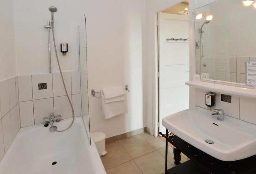 فندق Hôtel La Croix Blanche