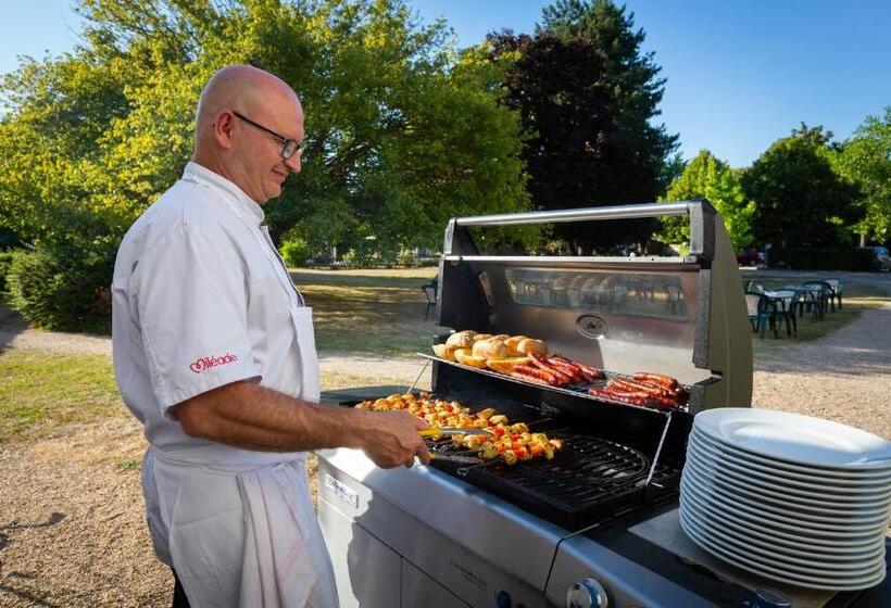 فندق Hôtel Miléade Le Domaine De La Blairie   Saumur