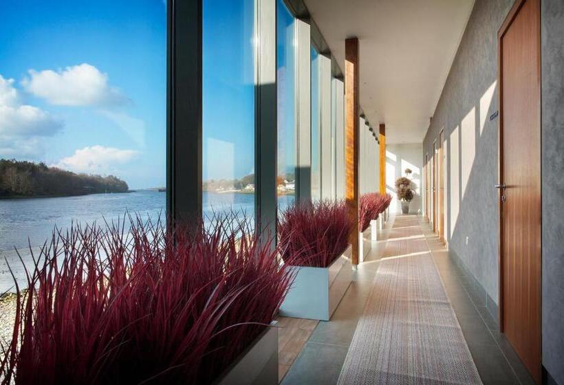 בית מלון כפרי Ice House