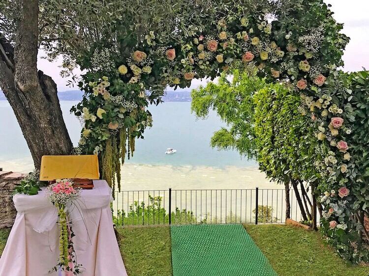 בית מלון כפרי Ideal