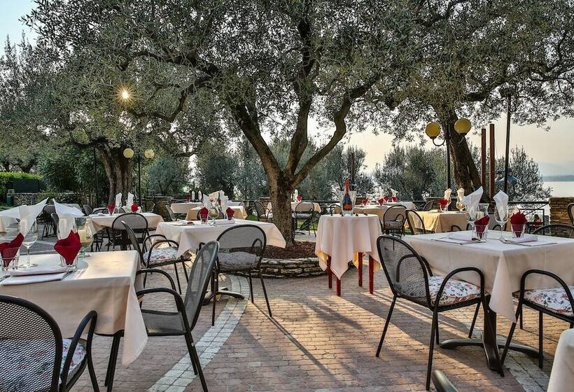 בית מלון כפרי Ideal