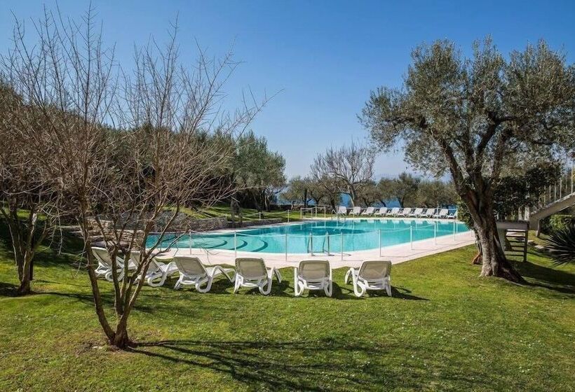 בית מלון כפרי Ideal