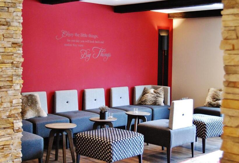 בית מלון כפרי Il Piccolo Dolomiti Resort