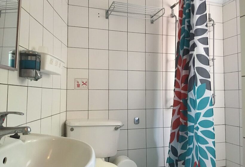 Kiniras Traditional Hotel & Restaurant