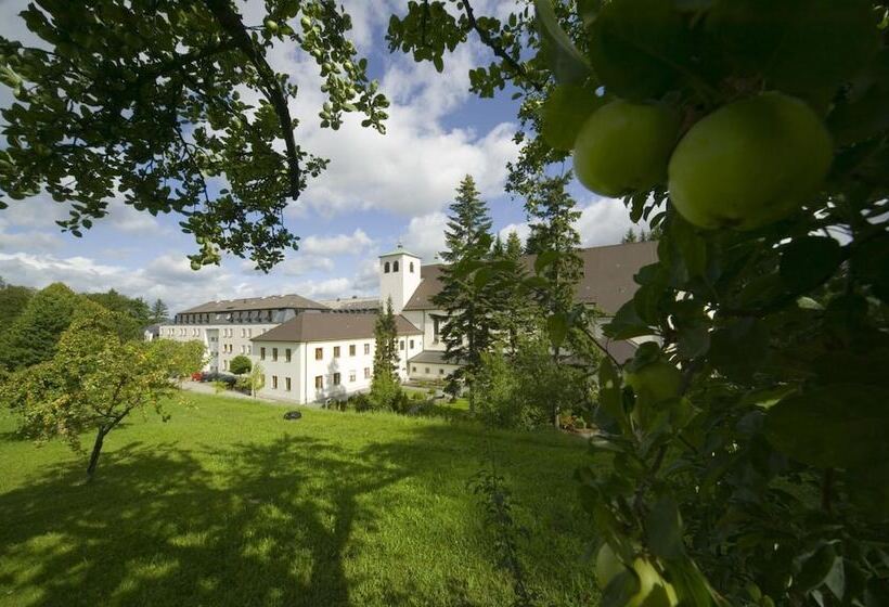 בית מלון כפרי Kloster St. Josef