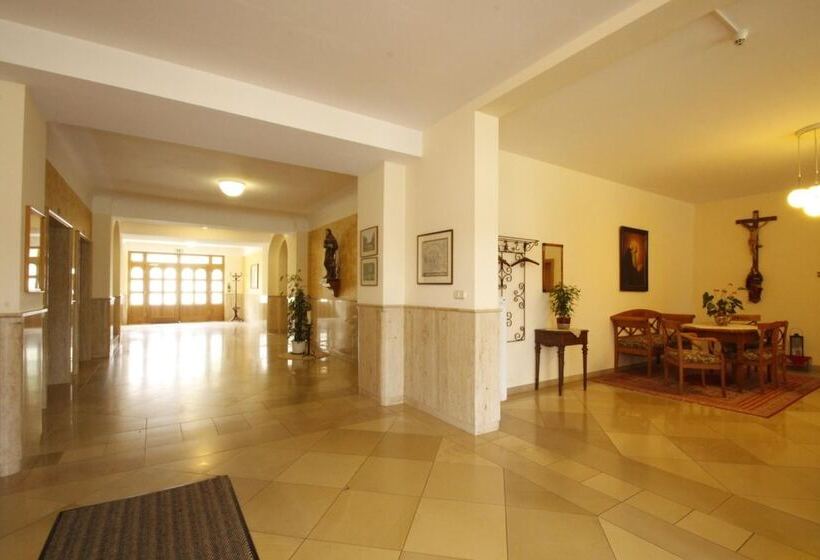 בית מלון כפרי Kloster St. Josef