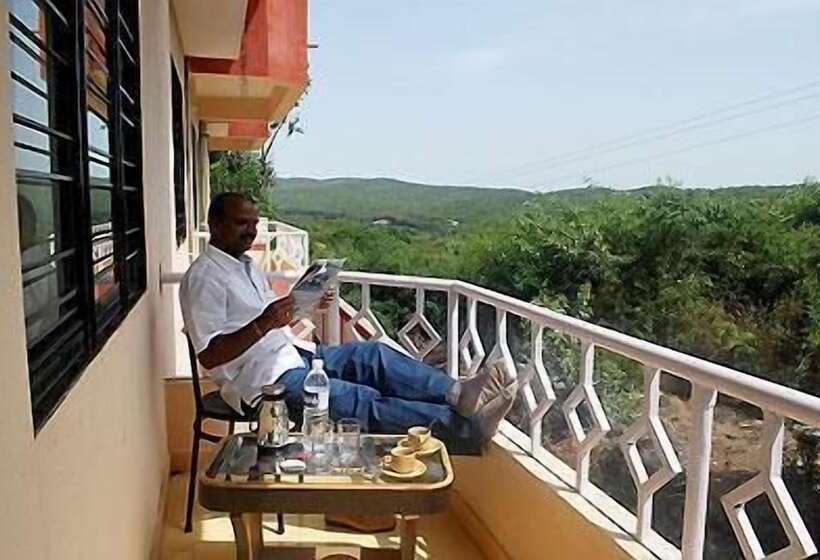 فندق Krishna Continental