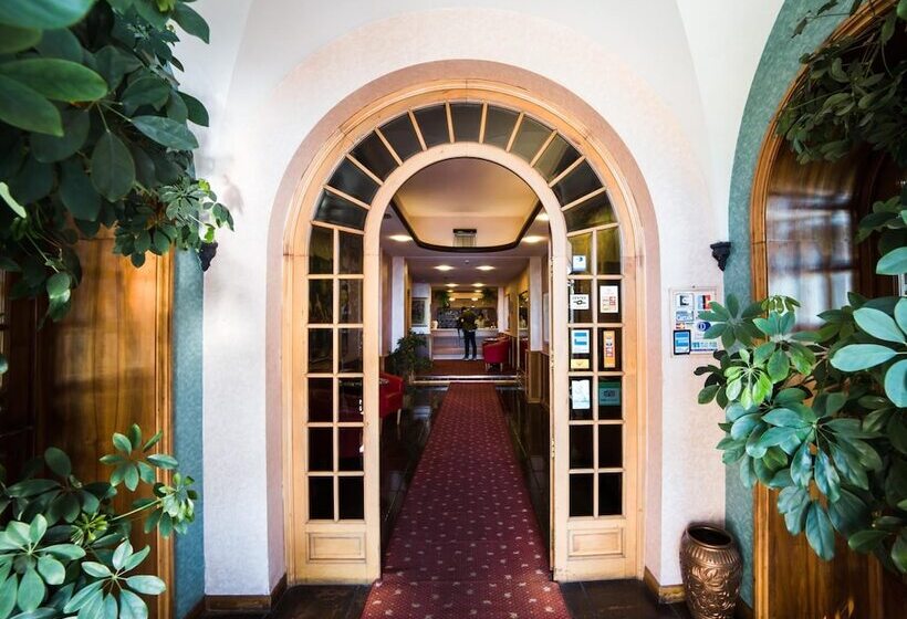 בית מלון כפרי Kristina