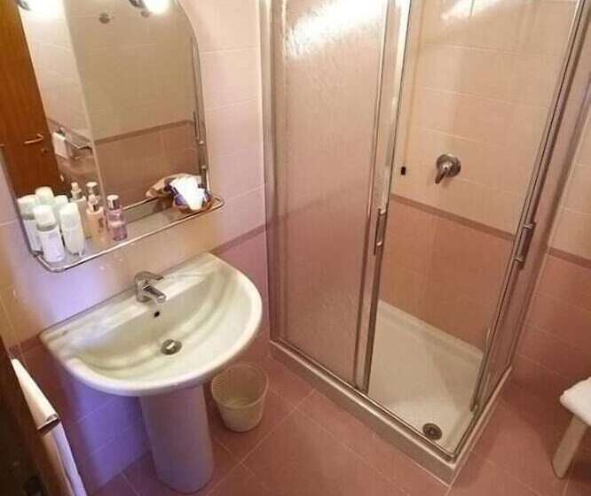 בית מלון כפרי Kristina