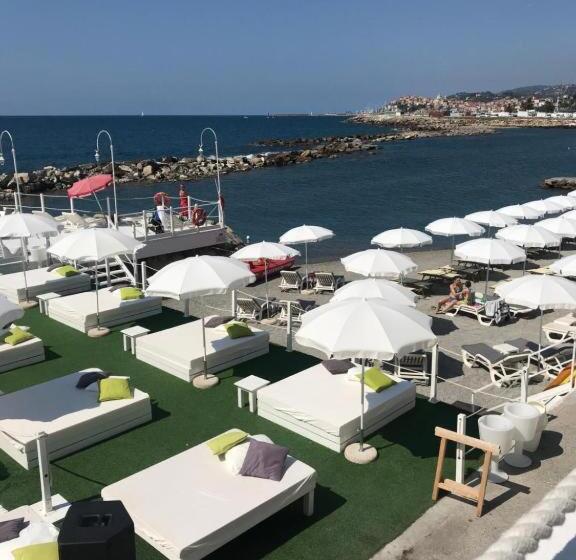 בית מלון כפרי Kristina