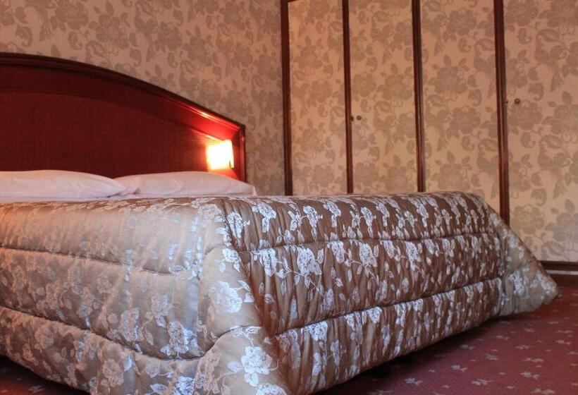 בית מלון כפרי Kristina