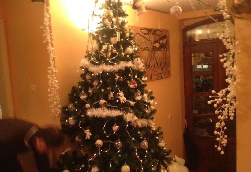 Отель L Hostellerie Du Château