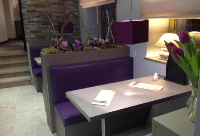 Отель L Hostellerie Du Château