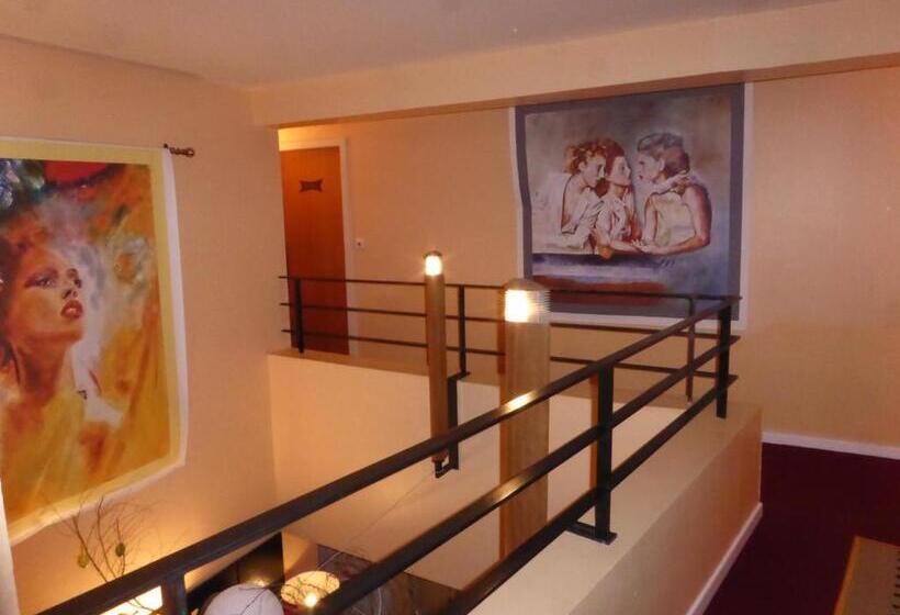 Отель L Hostellerie Du Château