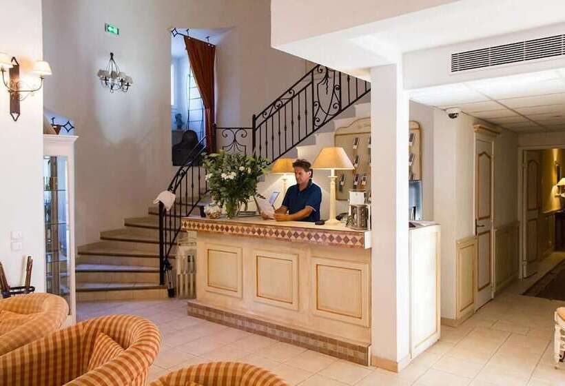 ホテル La Bastide De Valbonne