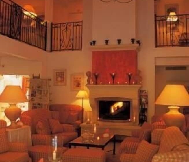 ホテル La Bastide De Valbonne