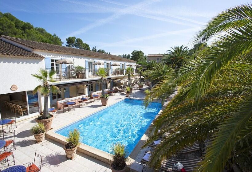 ホテル La Bastide De Valbonne