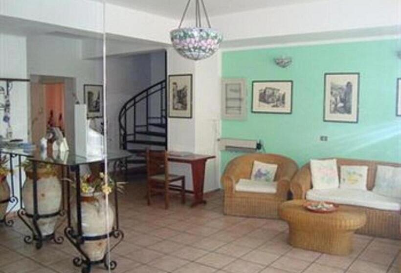 בית מלון כפרי La Grotta