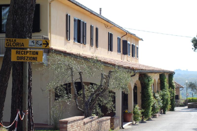 ホテル La Loggia   Villa Gloria  Adults Only