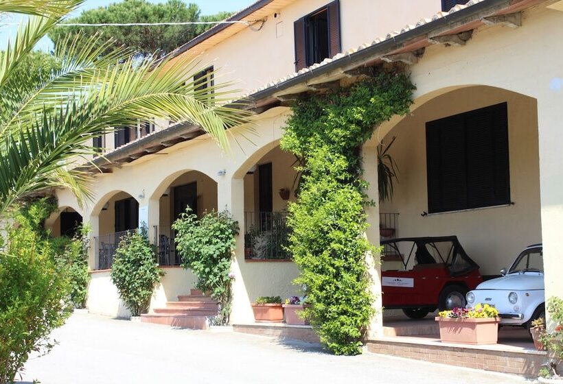 ホテル La Loggia   Villa Gloria  Adults Only