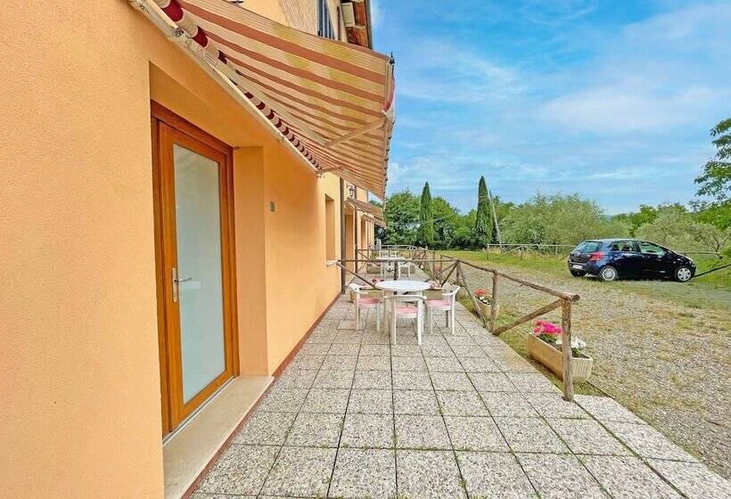 ホテル La Loggia   Villa Gloria  Adults Only