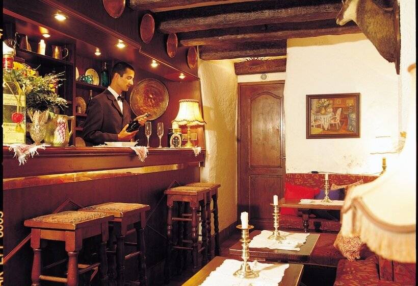 בית מלון כפרי L Auberge Du Choucas