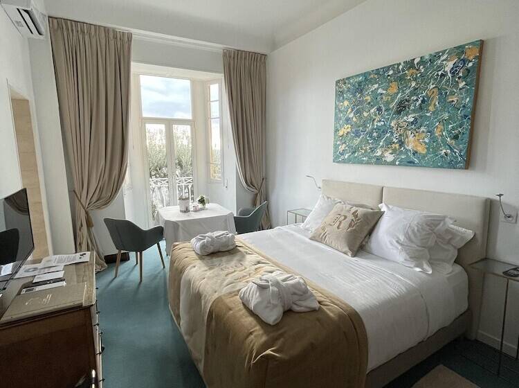 فندق Le Roquebrune