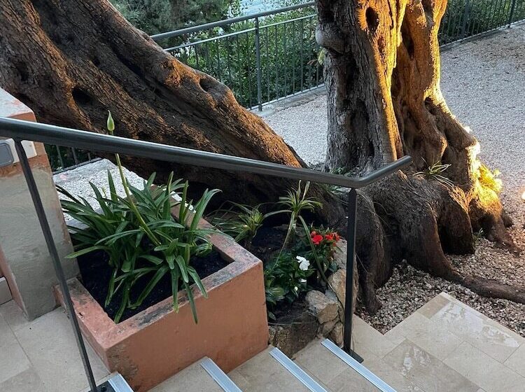 فندق Le Roquebrune