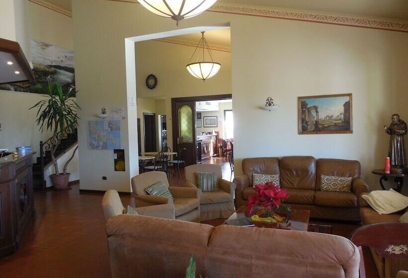 ホテル Le Terrazze Sul Gargano