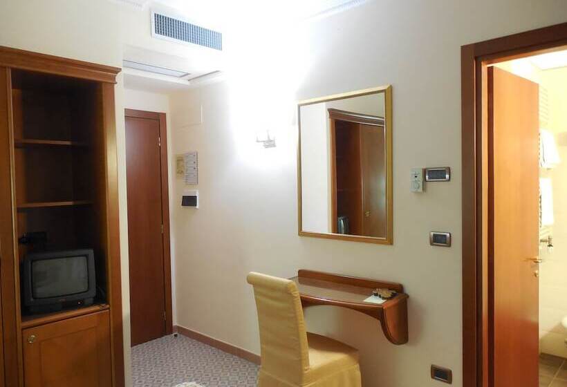 ホテル Le Terrazze Sul Gargano