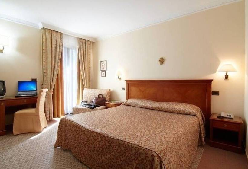 ホテル Le Terrazze Sul Gargano