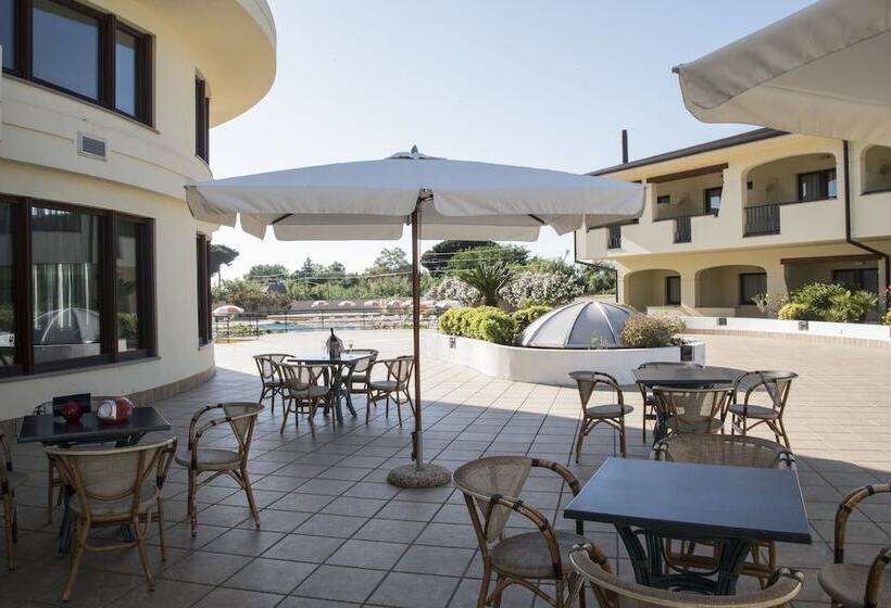 Отель Resort Lido Degli Aranci