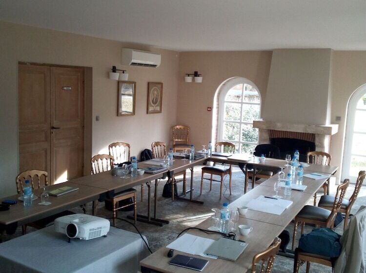 בית מלון כפרי Logis Domaine De Valaudran