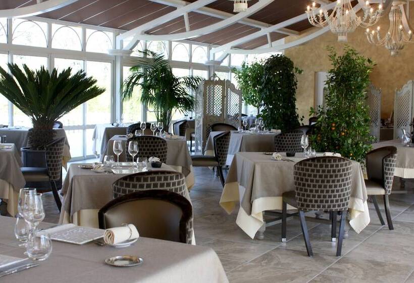 בית מלון כפרי Logis Domaine De Valaudran