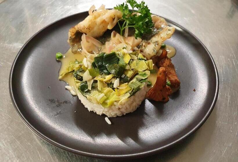 酒店 Logis Hôtel Restaurant L Odyssée Champêtre