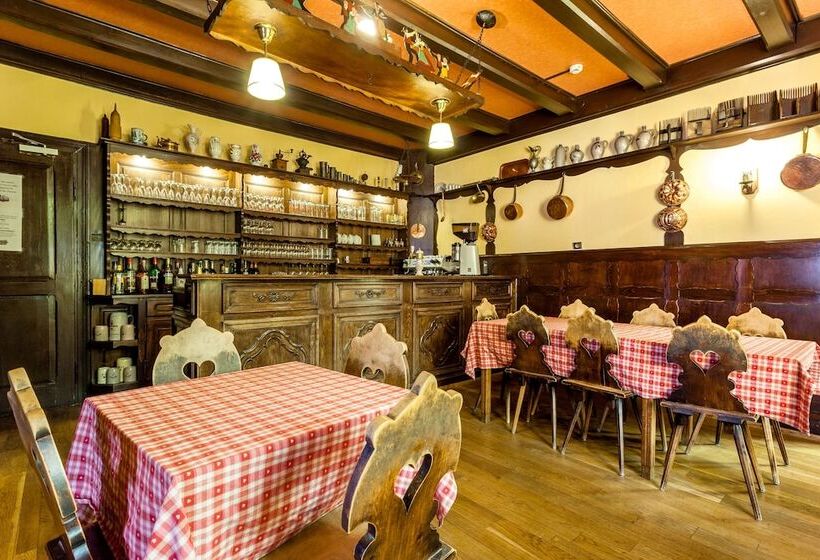 فندق Logis Hôtel Restaurant De La Poste Et Spa De Montagne