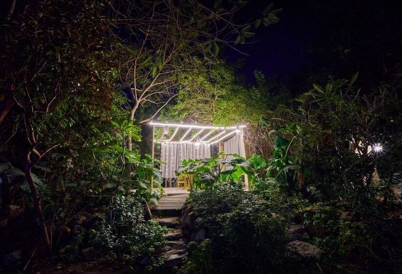 فندق Lohagarh Fort Resort