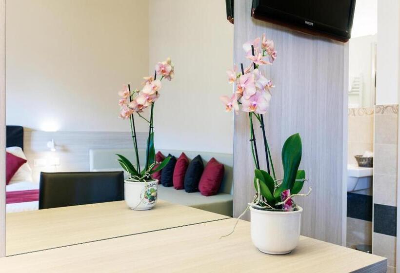 Отель Los Angeles