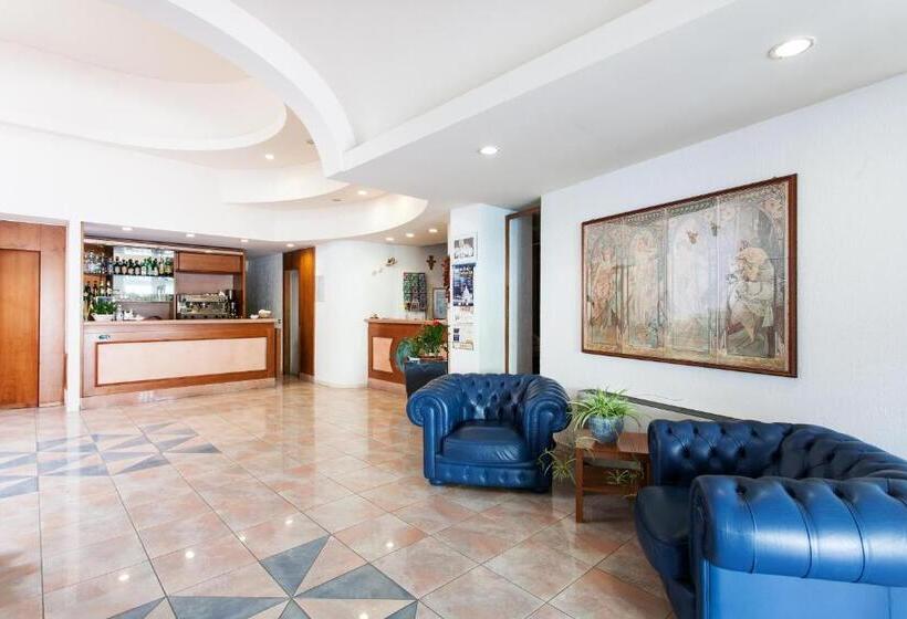 Отель Los Angeles